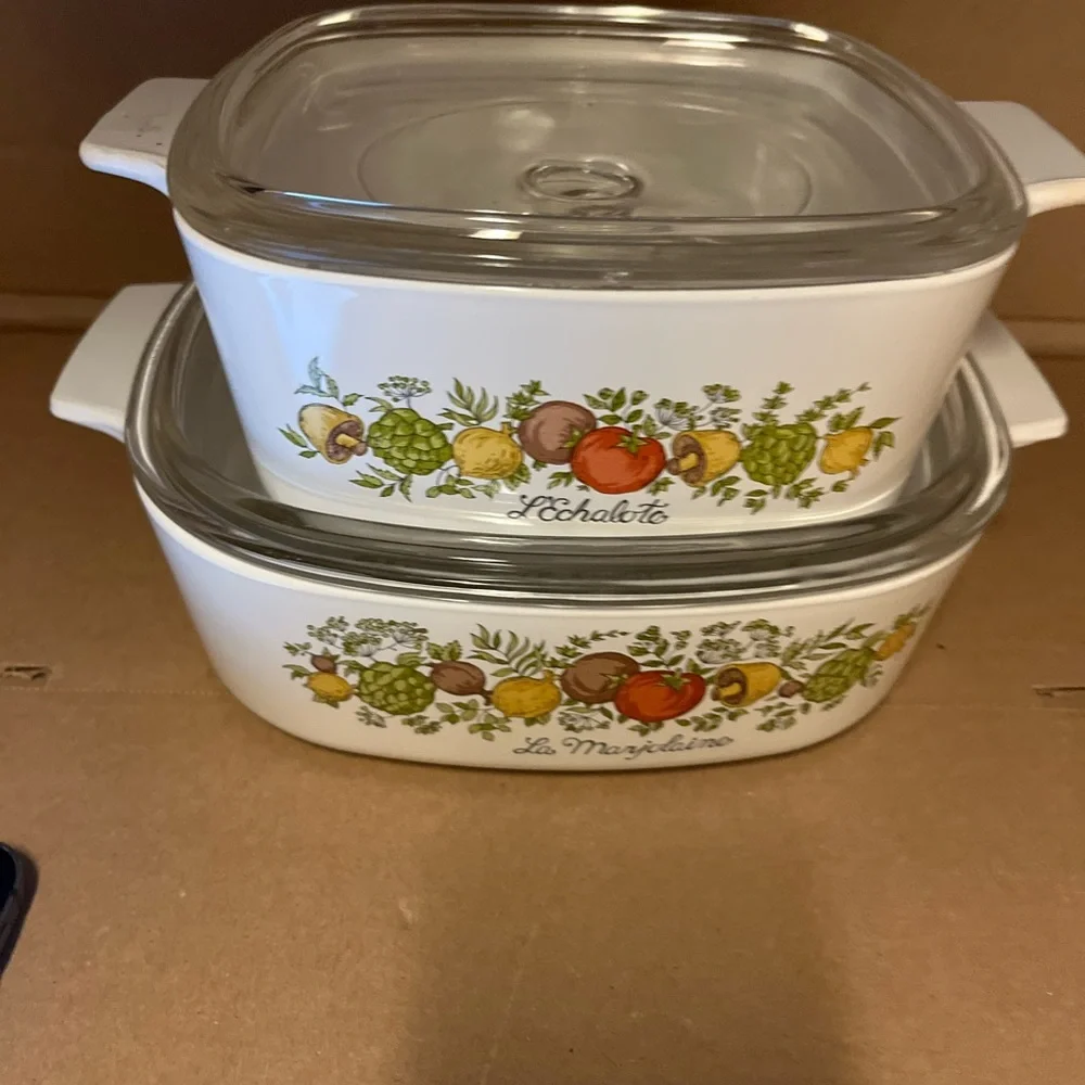 Pyrex White Casserole Dish Set with Vegetables Design Spice of Life